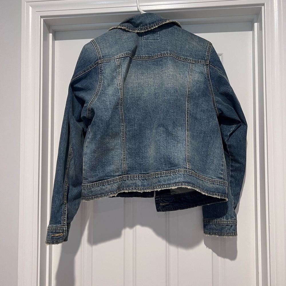 Universal thread jean jacket - Picture 2 of 3